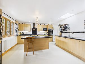 KITCHEN AREA- click for photo gallery